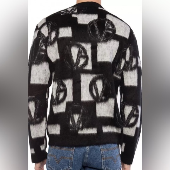 VERSACE MENS EMBROIDERED SWEATER SZ M/L - Picture 3 of 9